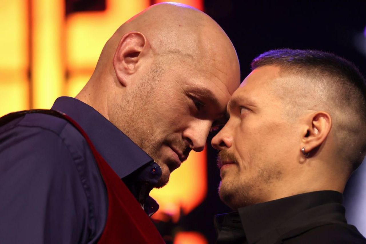 Usyk a pierdut botezul copilul, pentru că se pregătea pentru meciul cu Fury, care s-a amânat!_1