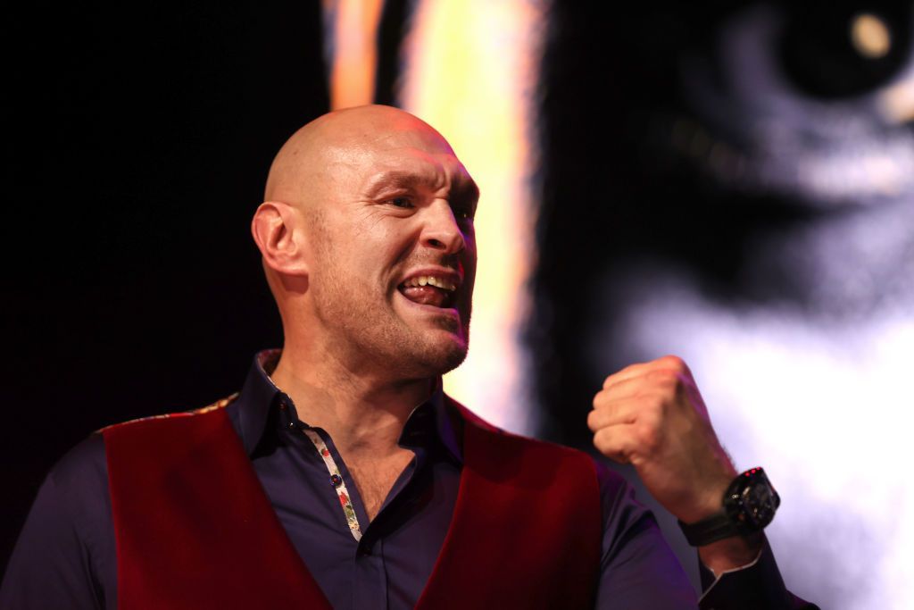Usyk a pierdut botezul copilul, pentru că se pregătea pentru meciul cu Fury, care s-a amânat!_10