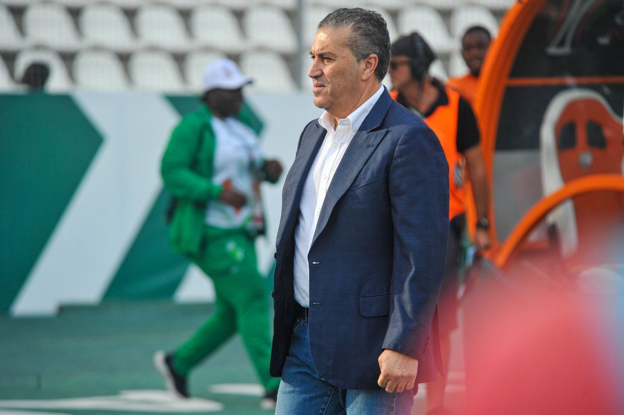 Fostul antrenor de la Rapid, finalist la Cupa Africii: s-a bucurat pentru 2-0 în minutul 87, dar a ajuns la penalty-uri!_1