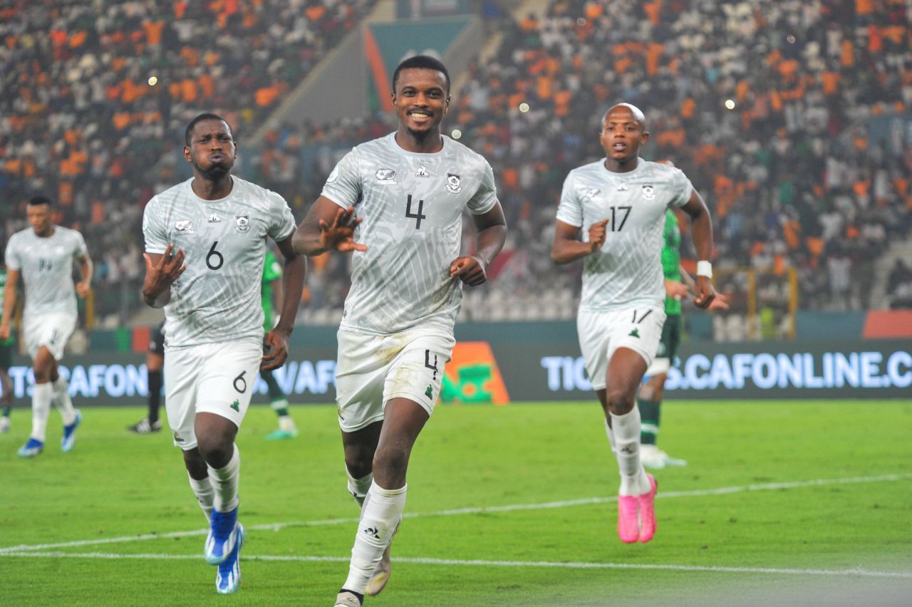 Fostul antrenor de la Rapid, finalist la Cupa Africii: s-a bucurat pentru 2-0 în minutul 87, dar a ajuns la penalty-uri!_5