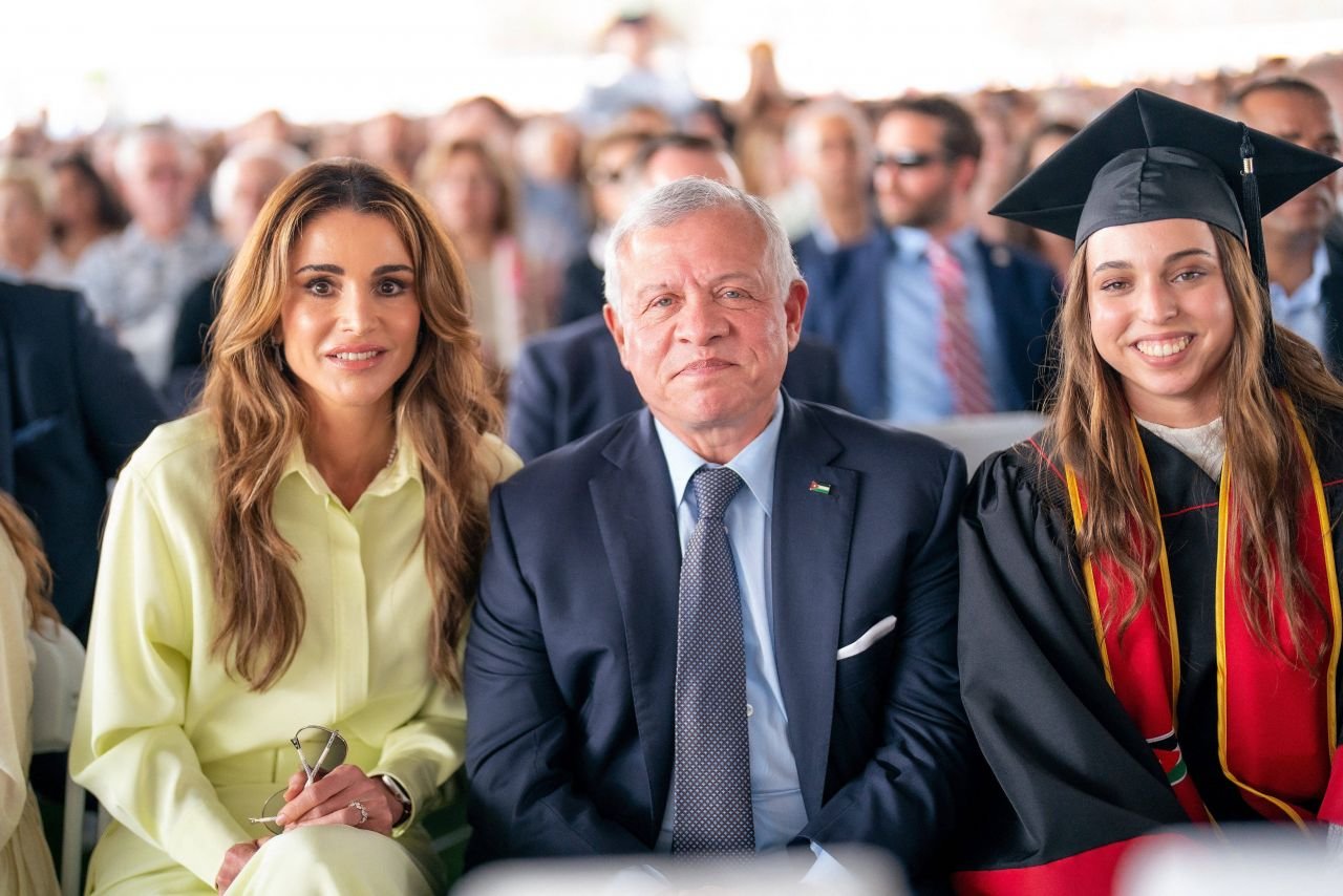 Naționala-minune a Iordaniei, felicitată de regele Abdullah II și încântătoarea regină Rania după calificarea în finala Cupei Asiei!_9