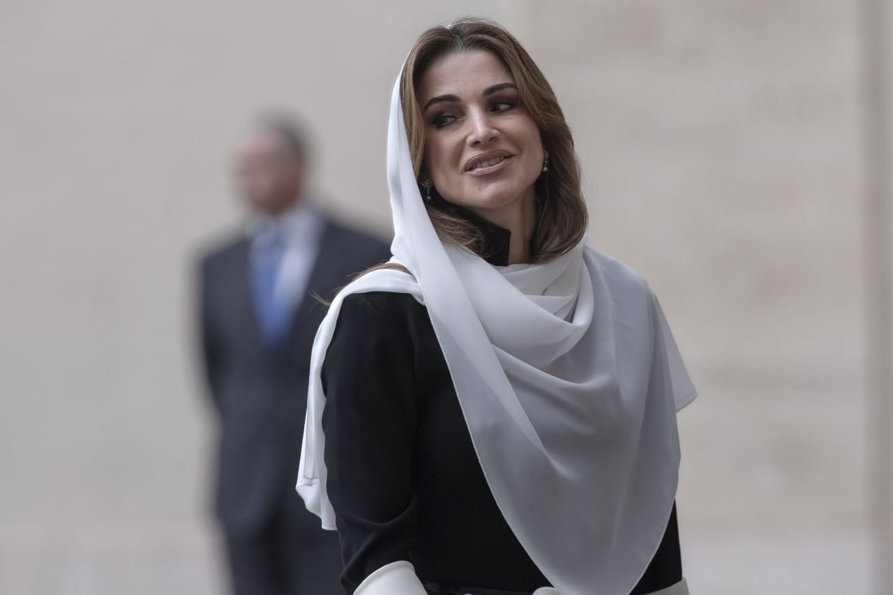 Naționala-minune a Iordaniei, felicitată de regele Abdullah II și încântătoarea regină Rania după calificarea în finala Cupei Asiei!_26