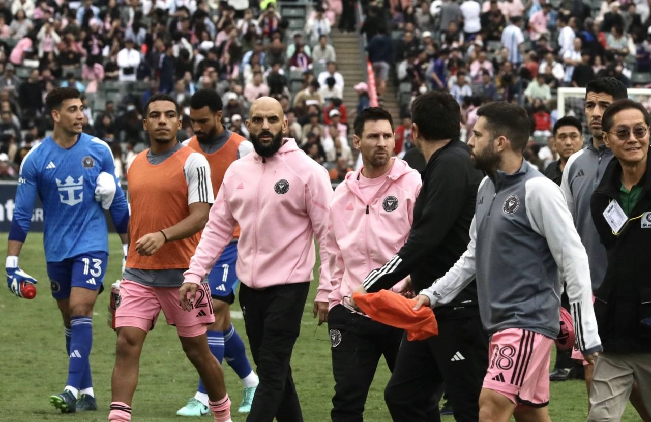 Țara care vrea să-l interzică imediat pe Leo Messi, după ce s-a comportat „dezgustător”: „Oamenii de aici îl urăsc!”_7