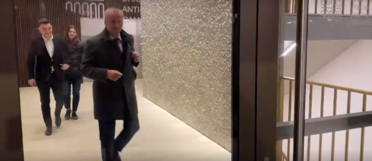 Boris Becker e in FALIMENT, dar ramane un CUCERITOR! Afacerista sexy care il va