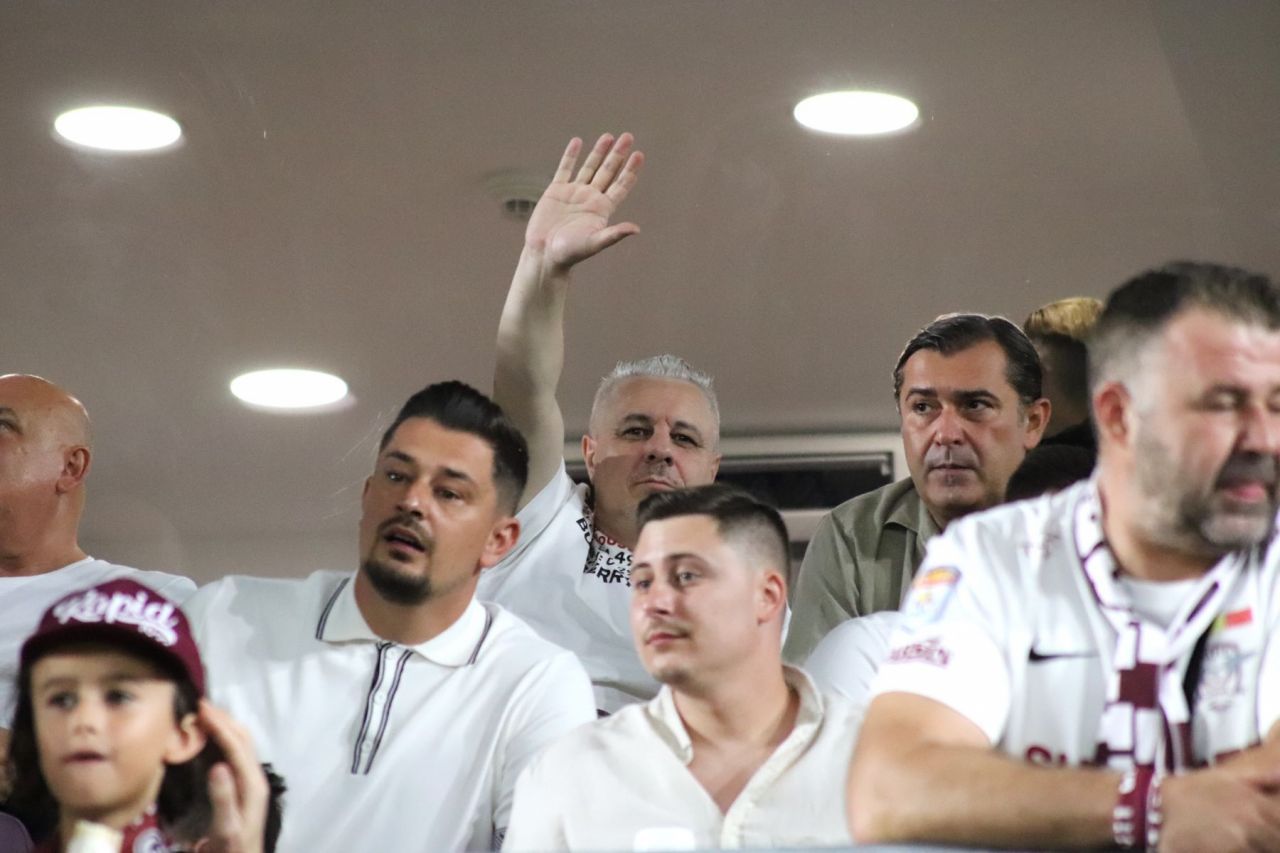 Schimbare RADICALA de LOOK pentru Emily Ratajkowski! Una dintre cele mai frumoase actrite din lume si-a innebunit fanii cu ultima postare | FOTO_1