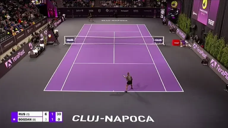 Ana Bogdan pierde un punct dramatic și e aproape să își rupă racheta (LIVE pe Pro Arena și VOYO)