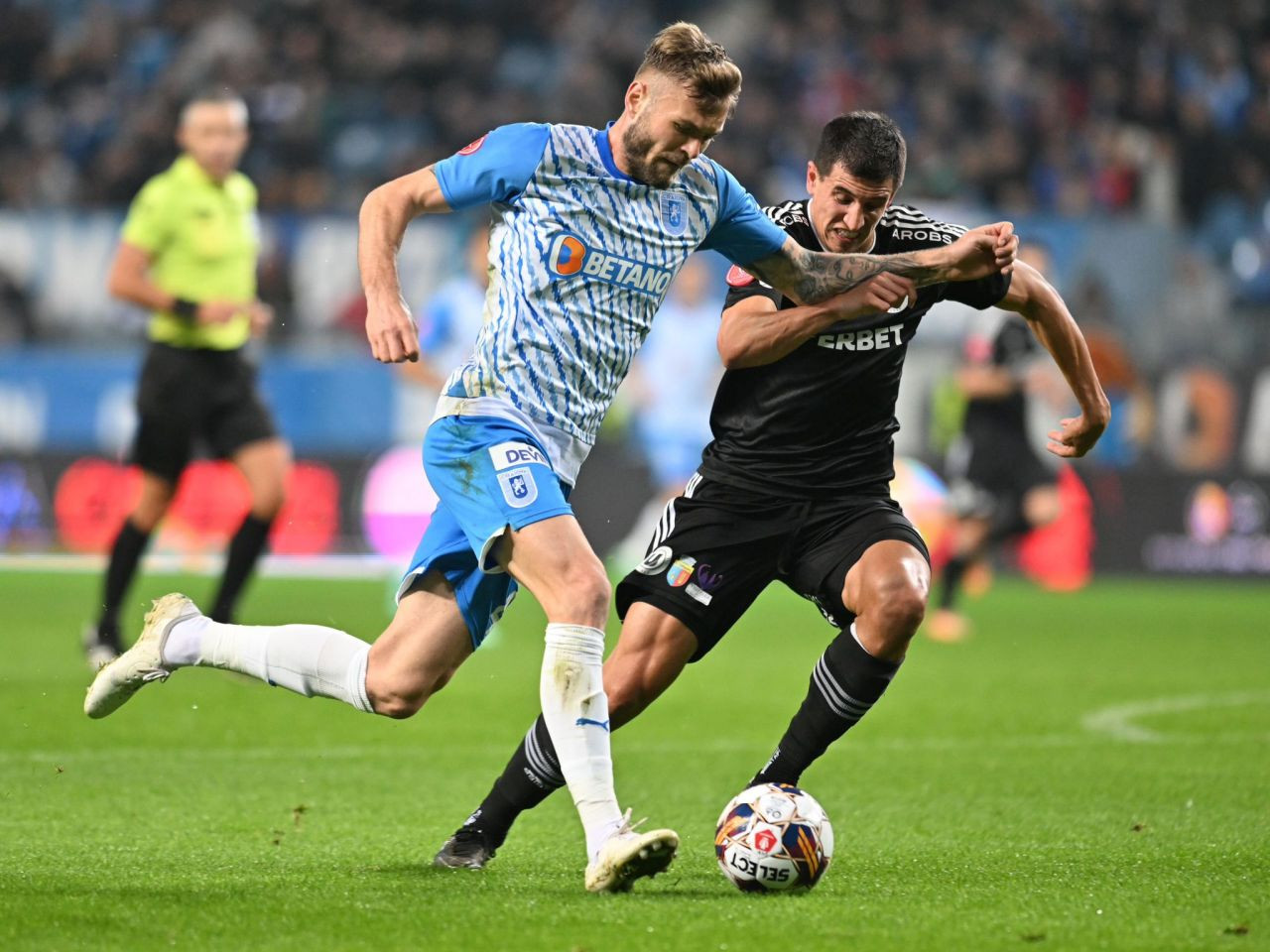 Universitatea Craiova - &rdquo;U&rdquo; Cluj 2-2 | Oaspeții salvează un punct &icirc;n repriza secundă