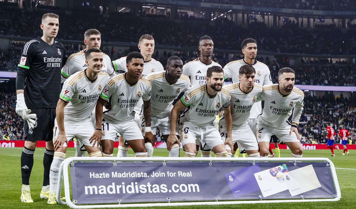 Dragoste fara limite! CAMPIONUL care si-a tatuat BUZELE iubitei intr-o zona erogena a corpului: 