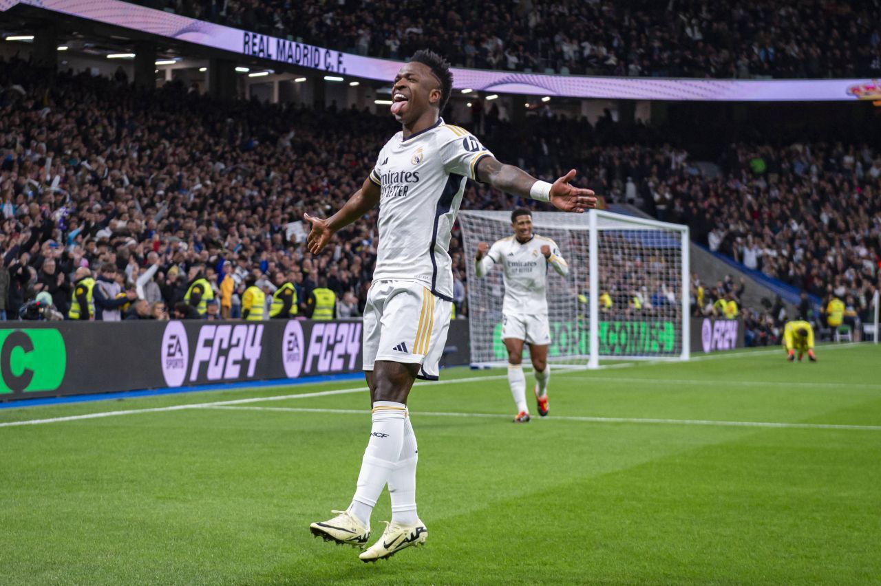 Real Madrid nu a stat la discuții cu revelația Girona: a dat o căruță de goluri după o oră de joc și și-a permis să rateze un penalty în '90+1!_3