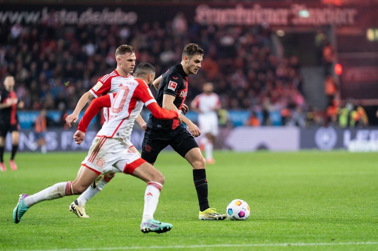 Liderul Bayer Leverkusen a dat de pământ cu Bayern Munchen în derby-ul din Bundesliga! Show total făcut de echipa lui Xabi Alonso_12