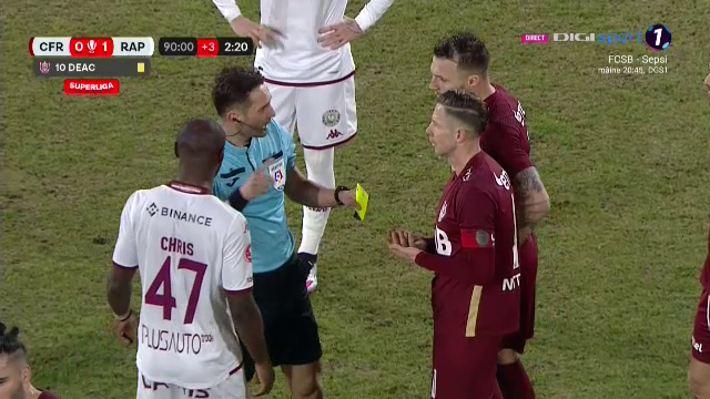 S-au încins spiritele în Gruia! Ciprian Deac l-a strâns de gât pe un adversar_11