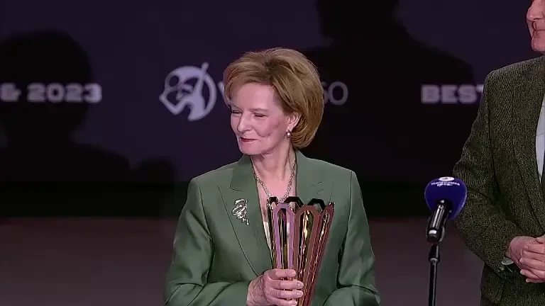 Principesa Margareta i-a înmânat Karolinei Pliskova trofeul de campioană la Transylvania Open 2024