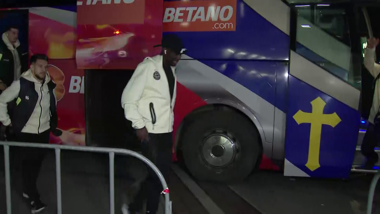 FCSB și Sepsi OSK, în trombă la stadion! Cum au fost surprinși vicecampionii_5