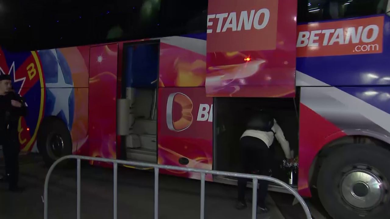 FCSB și Sepsi OSK, în trombă la stadion! Cum au fost surprinși vicecampionii_7