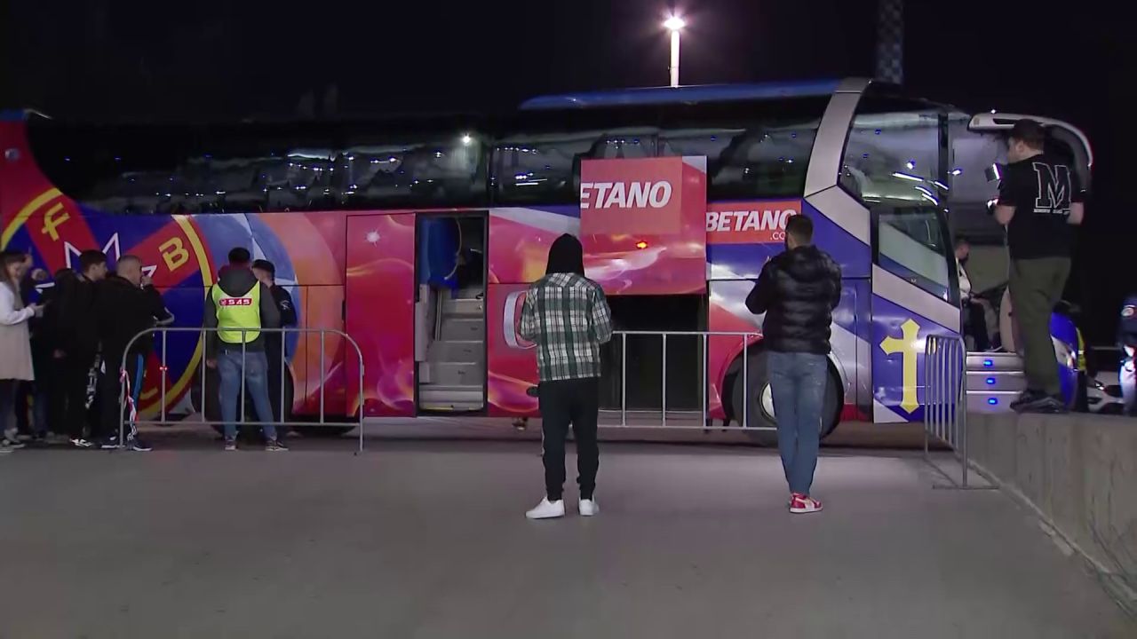 FCSB și Sepsi OSK, în trombă la stadion! Cum au fost surprinși vicecampionii_12