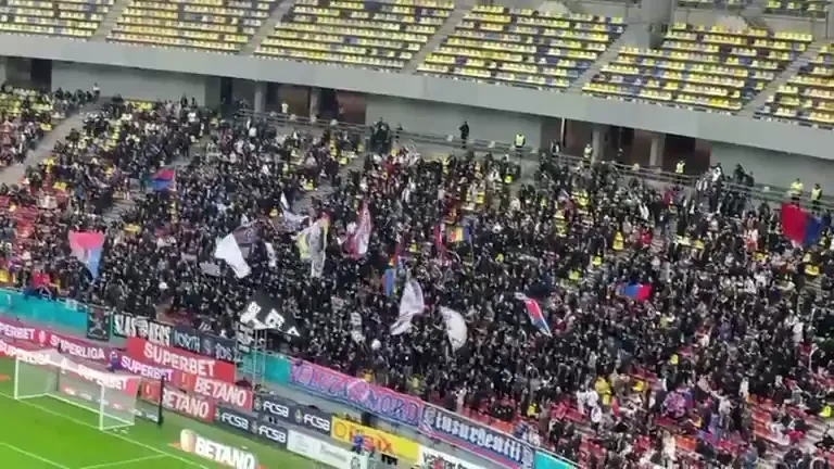 Cadre superbe cu galeria FCSB la meciul de pe Arena Națională!