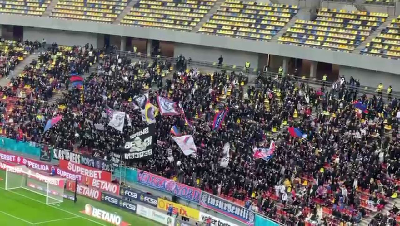 Cadre superbe cu galeria FCSB la meciul de pe Arena Națională!_1