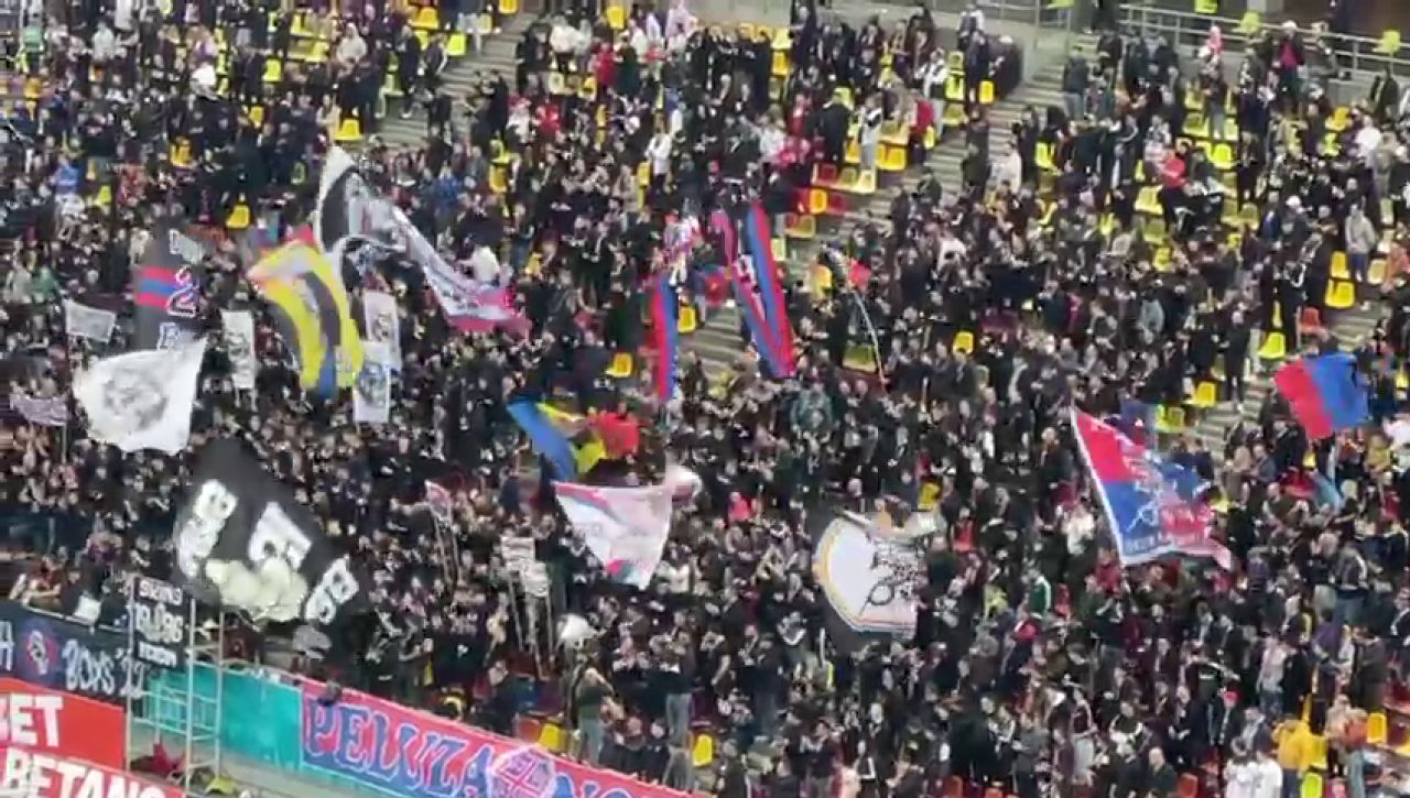 Cadre superbe cu galeria FCSB la meciul de pe Arena Națională!_13