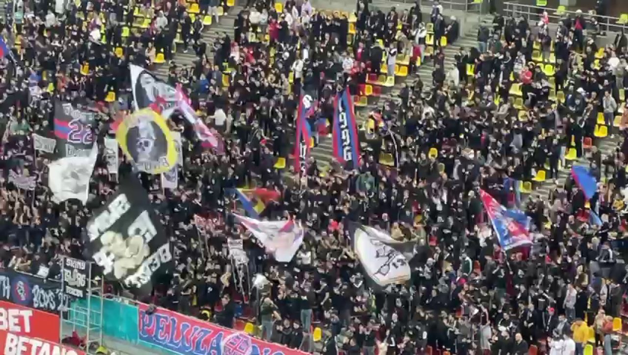 Cadre superbe cu galeria FCSB la meciul de pe Arena Națională!_14