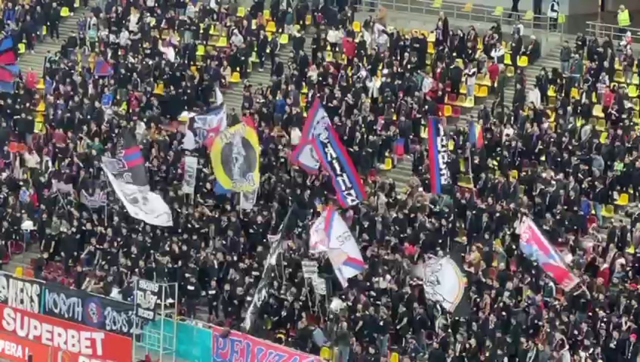 Cadre superbe cu galeria FCSB la meciul de pe Arena Națională!_20