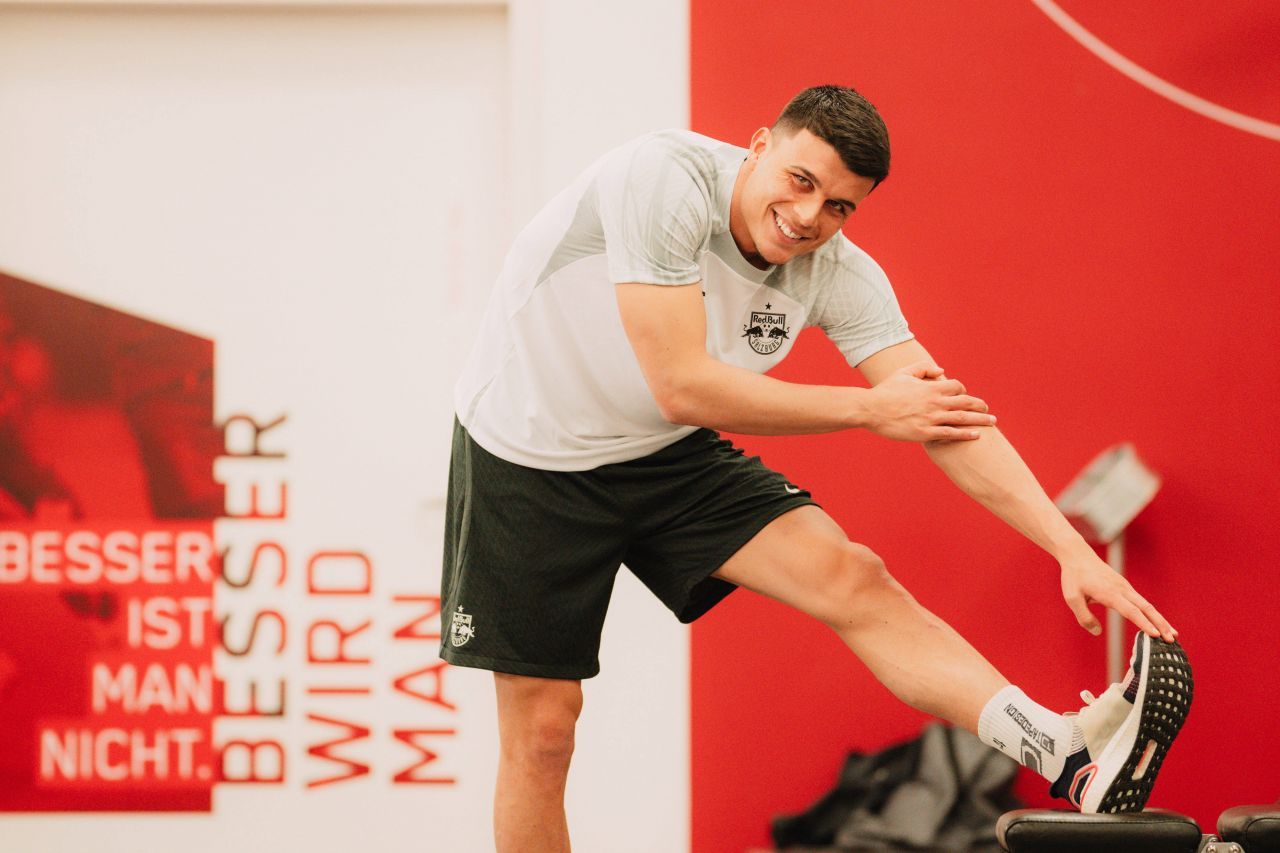 ”Debut extrem de convingător” al fotbalistului care nu contează la naționala României pentru echipa campioană din ultimele 10 sezoane!_8