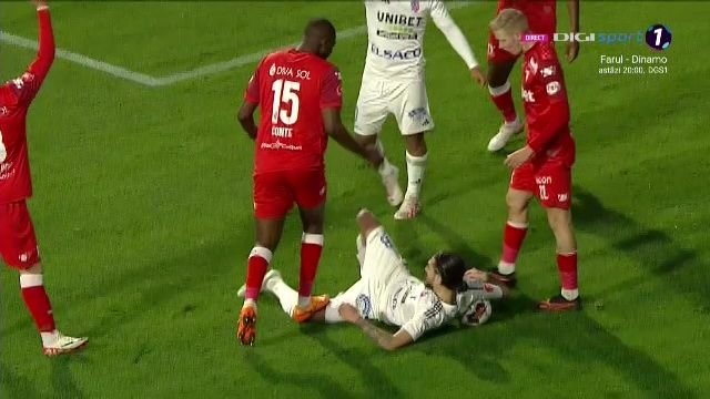 Gest oribil în Liga 1: și-a călcat intenționat adversarul căzut pe gazon_11