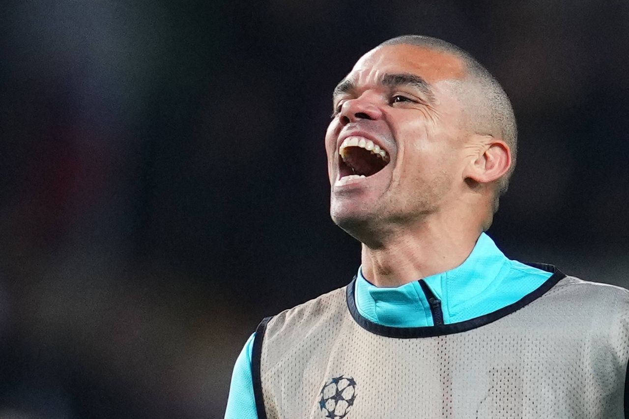 Pepe semnează! S-a bătut palma, rămâne la nivel înalt și după 41 de ani_1