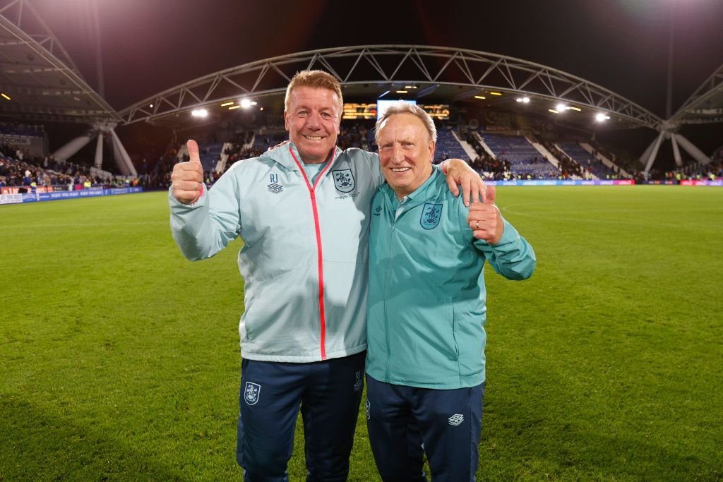 Concurență pentru Mircea Lucescu. Carismaticul Neil Warnock a preluat o echipă, la 75 de ani_6