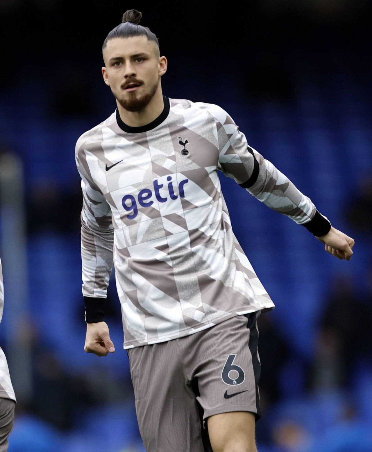 ”’De ce am plecat? Eram titular la Genoa’”. Ce se poate întâmpla cu Radu Drăgușin _27