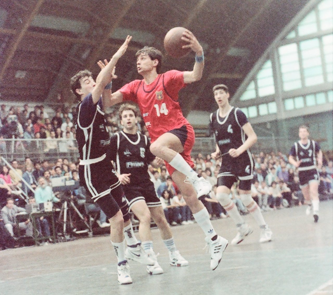 Petre Brănișteanu e invitatul lui Cătălin Oprișan la Arena Sport.ro. Povești fascinante ale legendarului baschetbalist, campion de 10 ori cu Steaua_2
