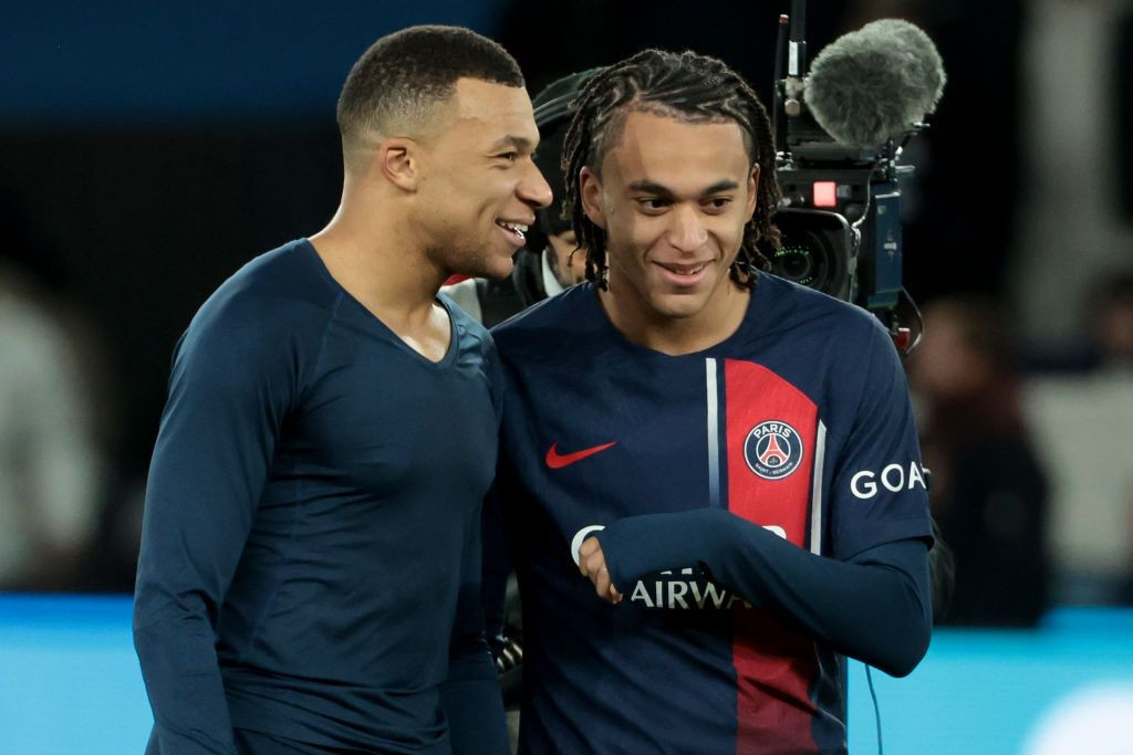 Ce se &icirc;nt&acirc;mplă cu Ethan Mbappe după ce Kylian le-a transmis șefilor lui PSG că pleacă de la echipă&nbsp;