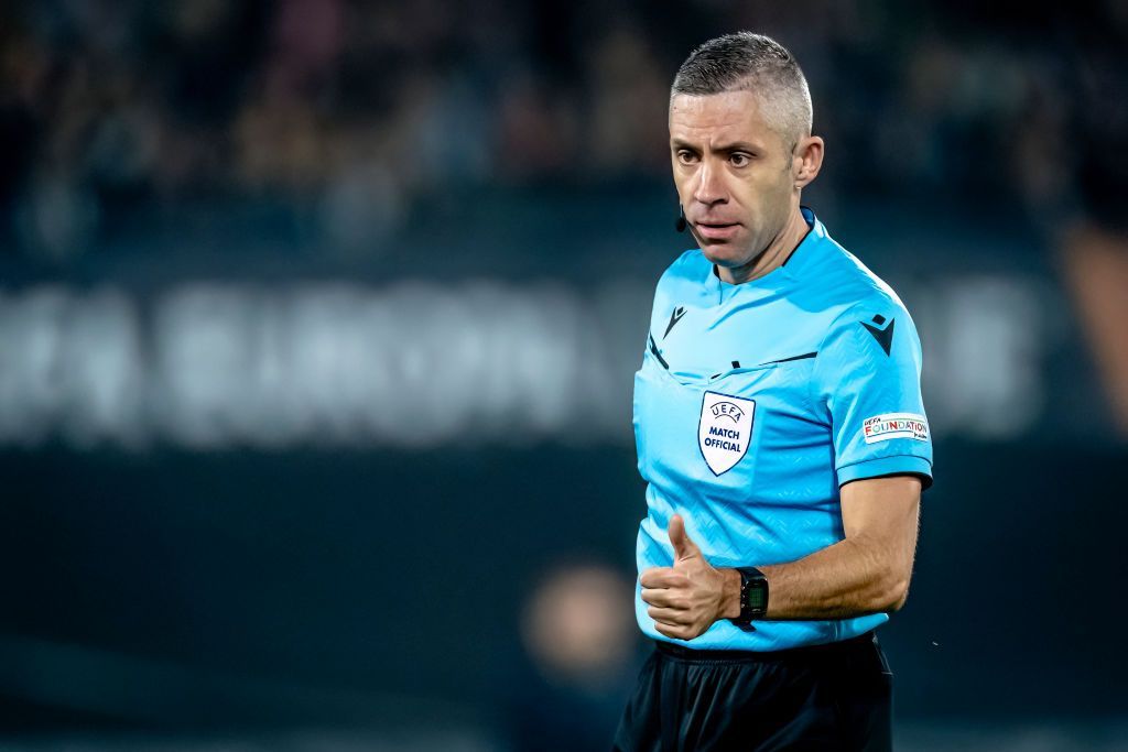 Scene INCREDIBILE dupa promovarea Stelei in liga a 3-a! Ca la derby-urile din alte vremuri: ultrasii au luat cupele si au aprins torte si fumigene! Show TOTAL_9