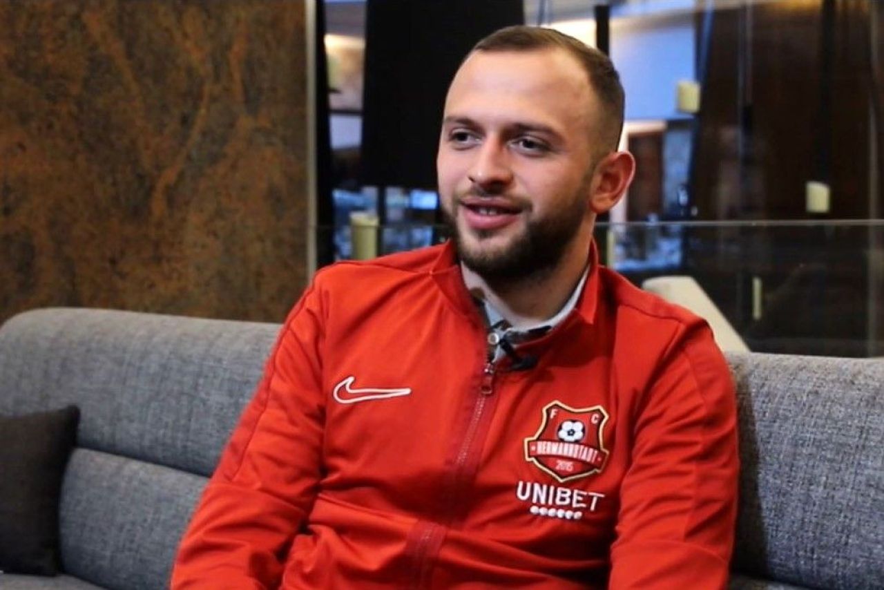 Povestea fotbalistului-revelaţie din Superligă. Îi plac Cristiano Ronaldo și Kyrgios, merge cu fetița la balet și e as în grătare_7