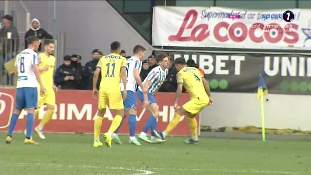 Ion Crăciunescu face praf arbitrul de la Petrolul - Poli Iași: 
