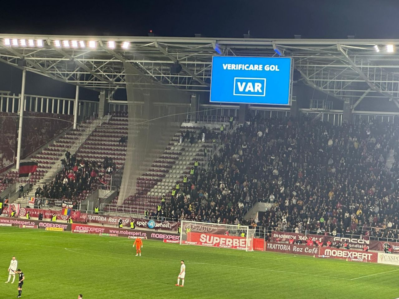 Rapid si-a anuntat oficial antrenorul! Cine vine sa ii ia locul lui Alexa