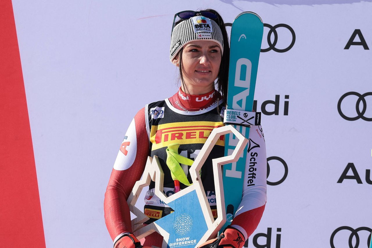 Superba Stephanie Venier a câștigat astăzi slalomul super-uriaș la Cupa Mondială de schi alpin!_25