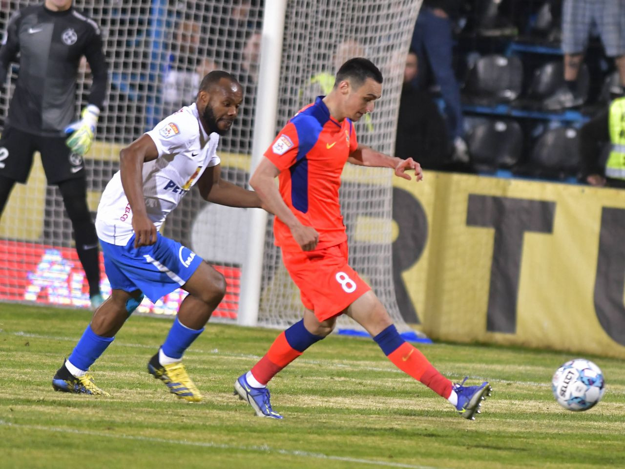 Cel mai bun dribleur din Superligă s-a transferat la o codașă din Liga 2! A &icirc;nscris o dublă senzațională la debutul pentru Farul lui Gheorghe Hagi