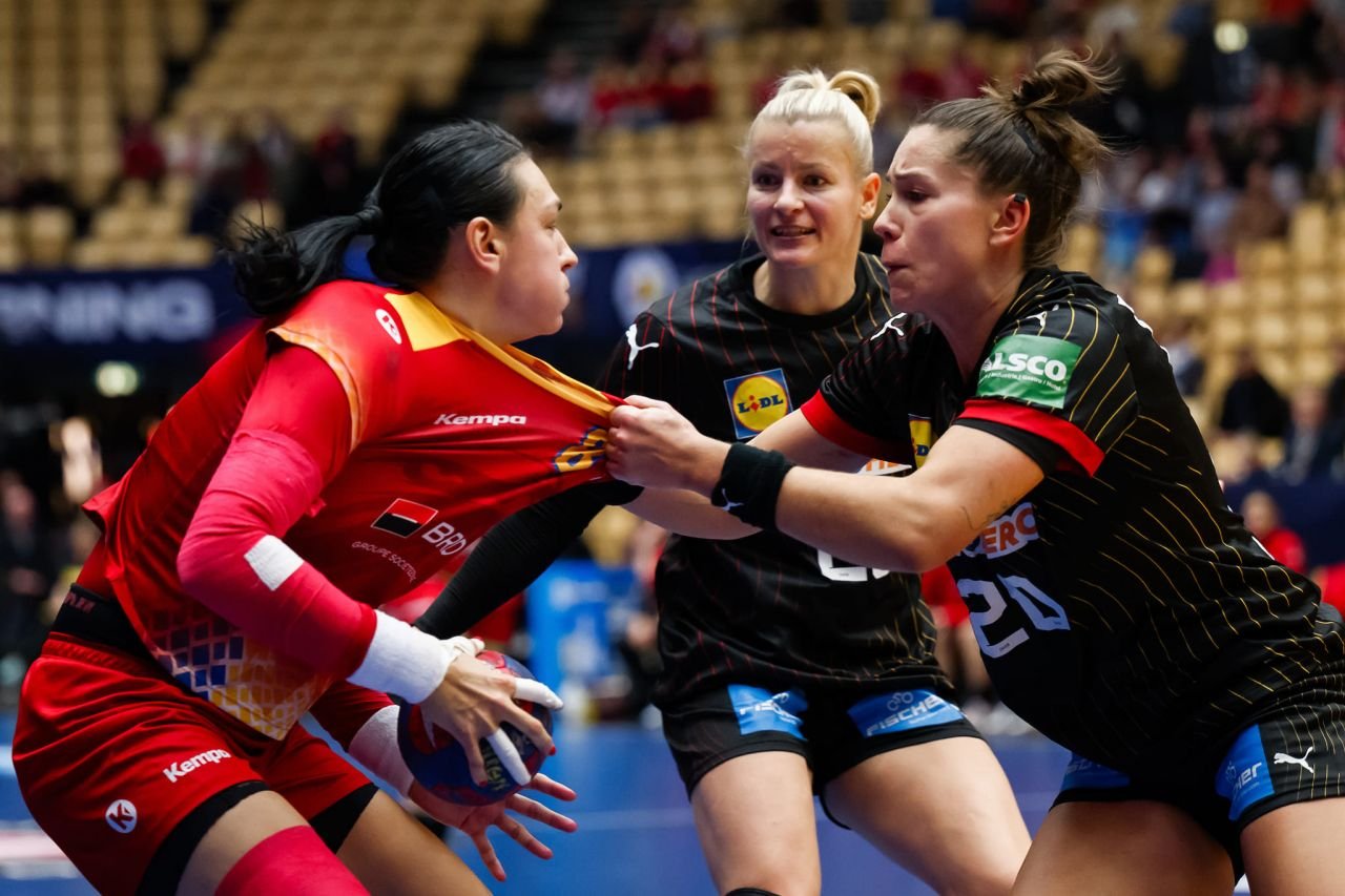 Cu cine va juca CSM București în play-off-ul pentru sferturile Ligii Campionilor la handbal feminin_3