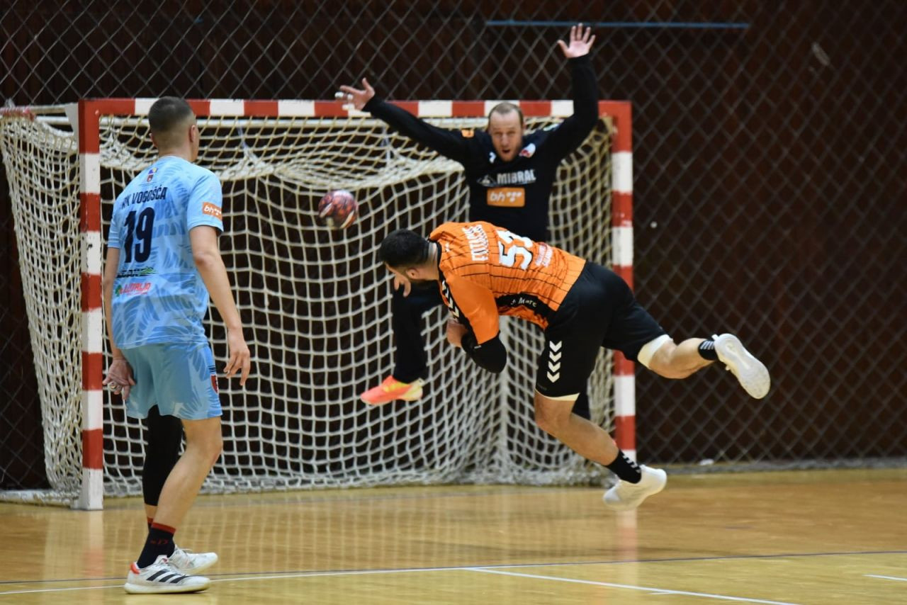 Calificare en-fanfare pentru Minaur Baia Mare &icirc;n sferturile EHF European Cup! Ce a făcut vicecampioana Rom&acirc;niei &icirc;n dubla cu RK Vogosca