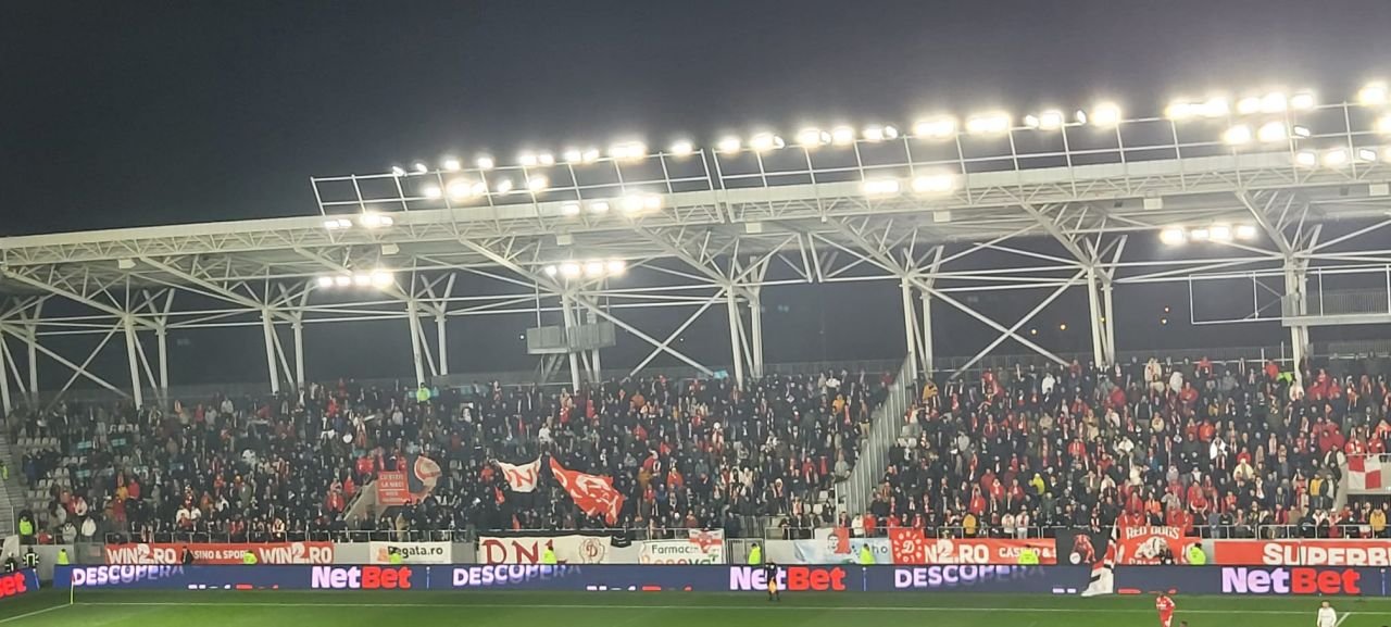 Entuziasm la cote înalte! Fanii lui Dinamo au umplut ”Arcul de Triumf” pentru meciul cu Oțelul Galați_3