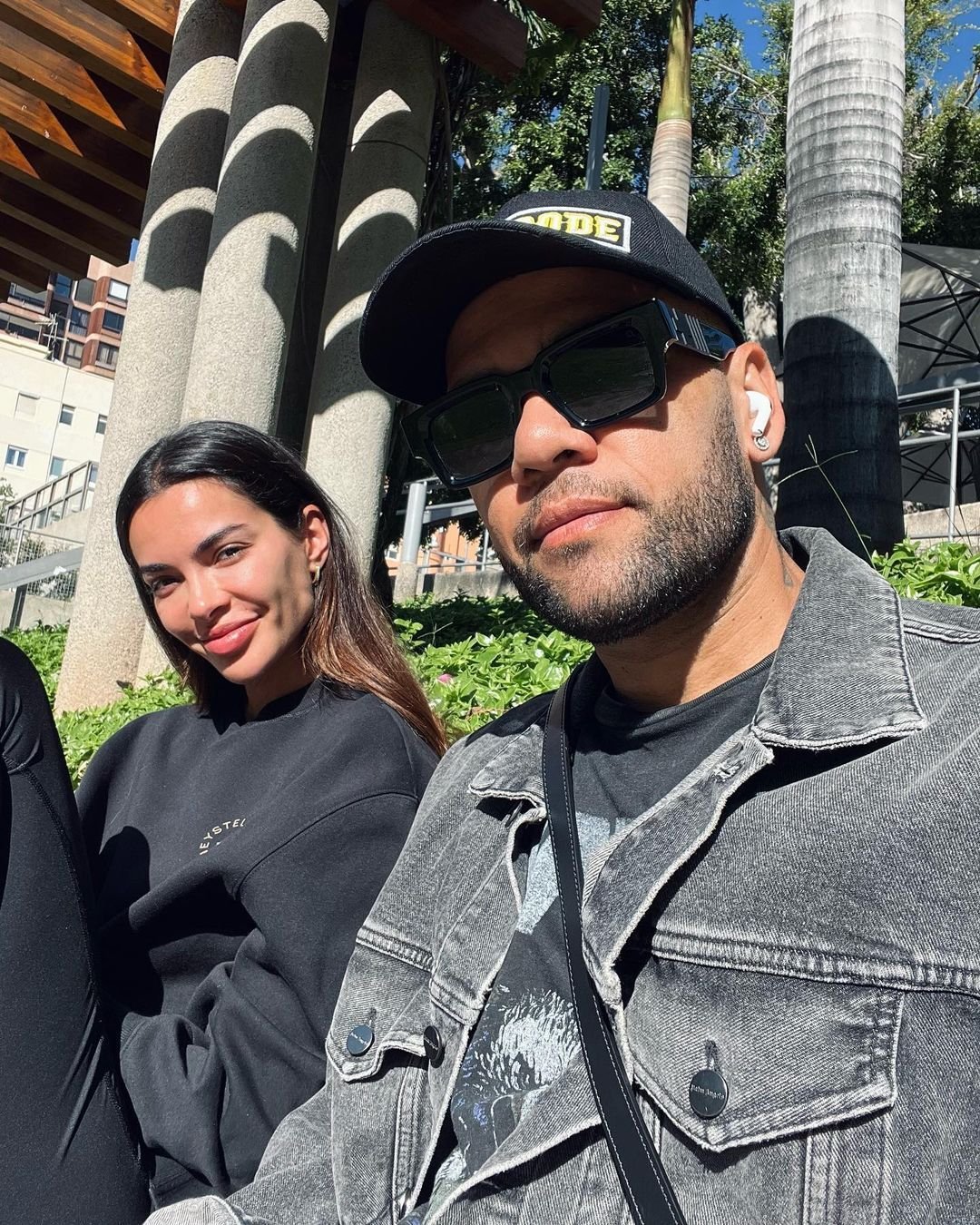 Soția lui Dani Alves a publicat din greșeală scrisoarea trimisă de brazilian din închisoare, în așteptarea sentinței _76