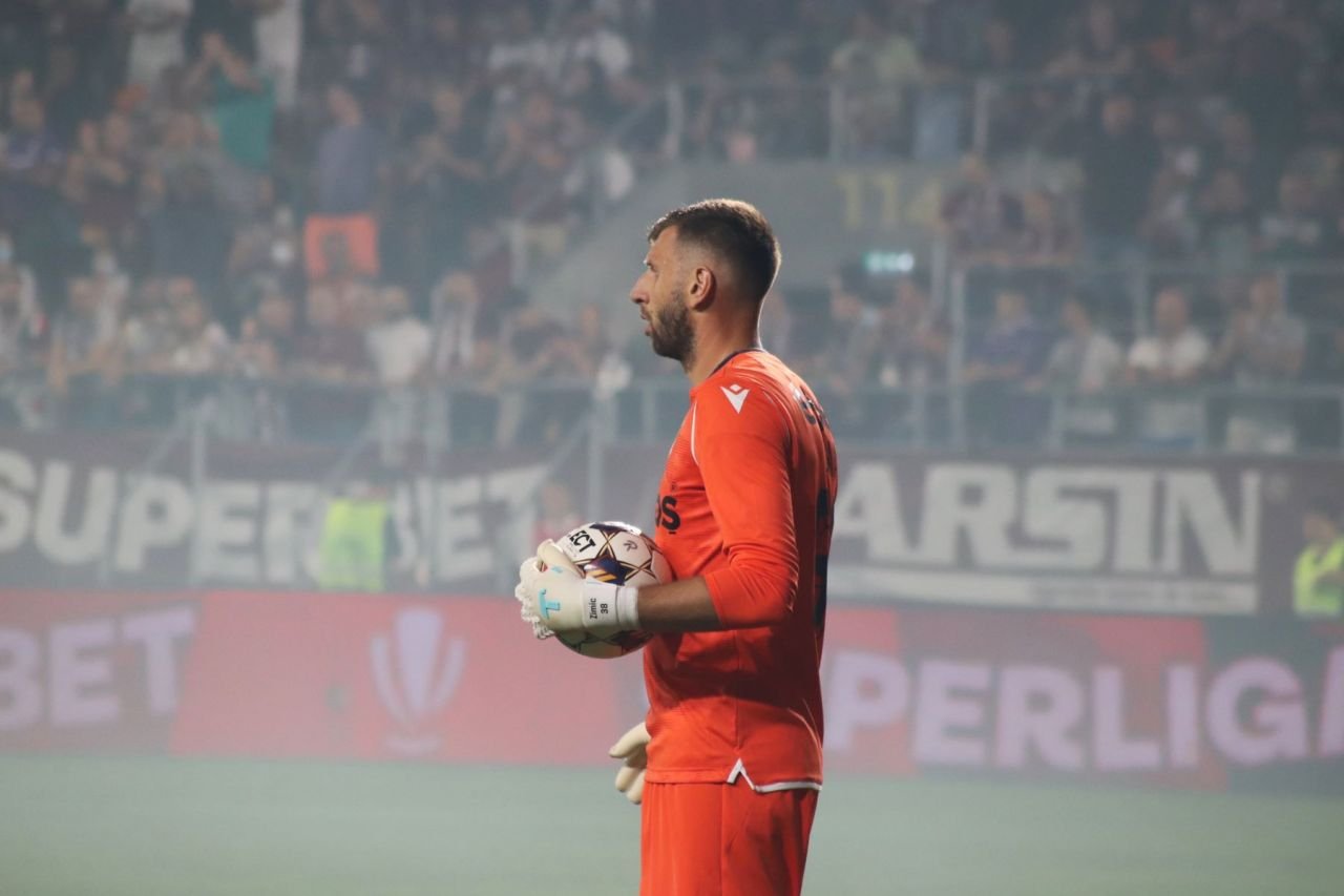 Cine ar câștiga un All Star Game românesc? Vezi cum ar arăta selecționata jucătorilor români și cea a stranierilor din Superligă_5