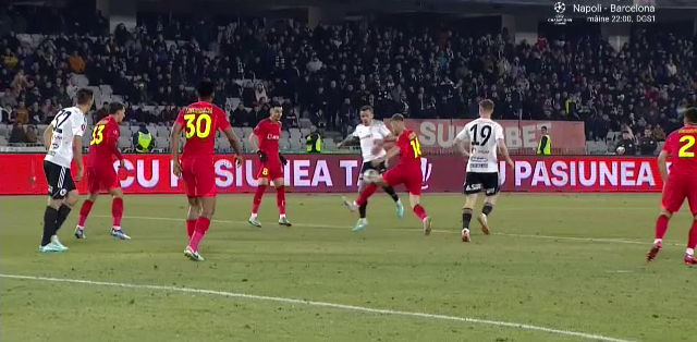 &Icirc;nger și demon! Nistor a executat lamentabil lovitura de pedeapsă pe care a obținut-o cu FCSB