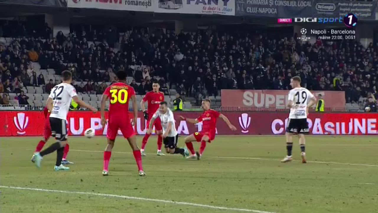 Înger și demon! Nistor a executat lamentabil lovitura de pedeapsă pe care a obținut-o cu FCSB_7
