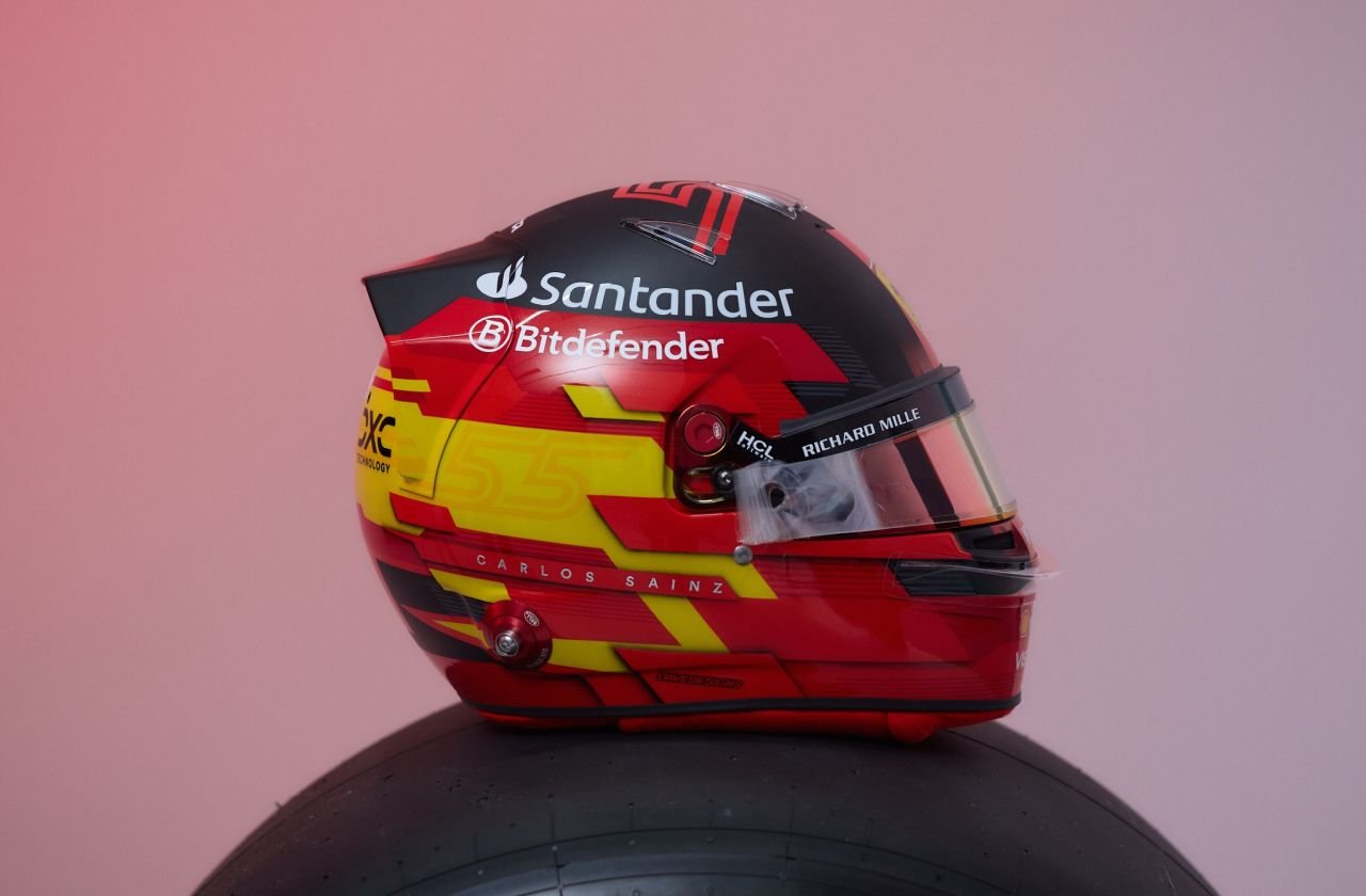 O companie românească, la loc de cinste pe noul monopost Ferrari: 