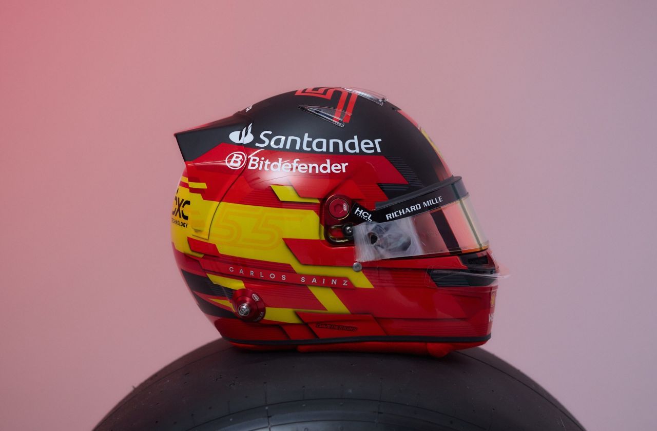O companie românească, la loc de cinste pe noul monopost Ferrari: