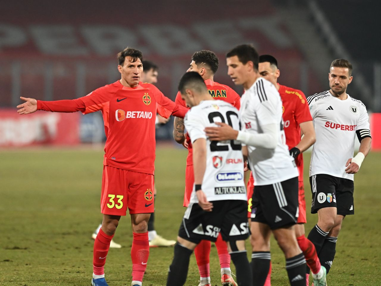 Implozie la FCSB!? Reacția lui Iosif Rotariu după ce a văzut echipa lui Gigi Becali în meciul cu U Cluj_8