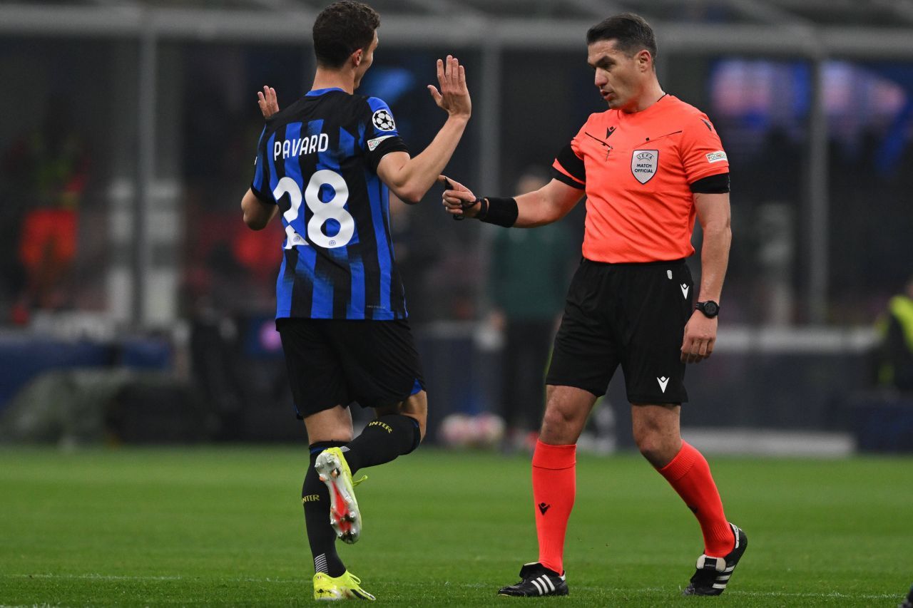 Istvan Kovacs a încălcat regulamentul! Cu ce a apărut pe teren la Inter - Atletico_17