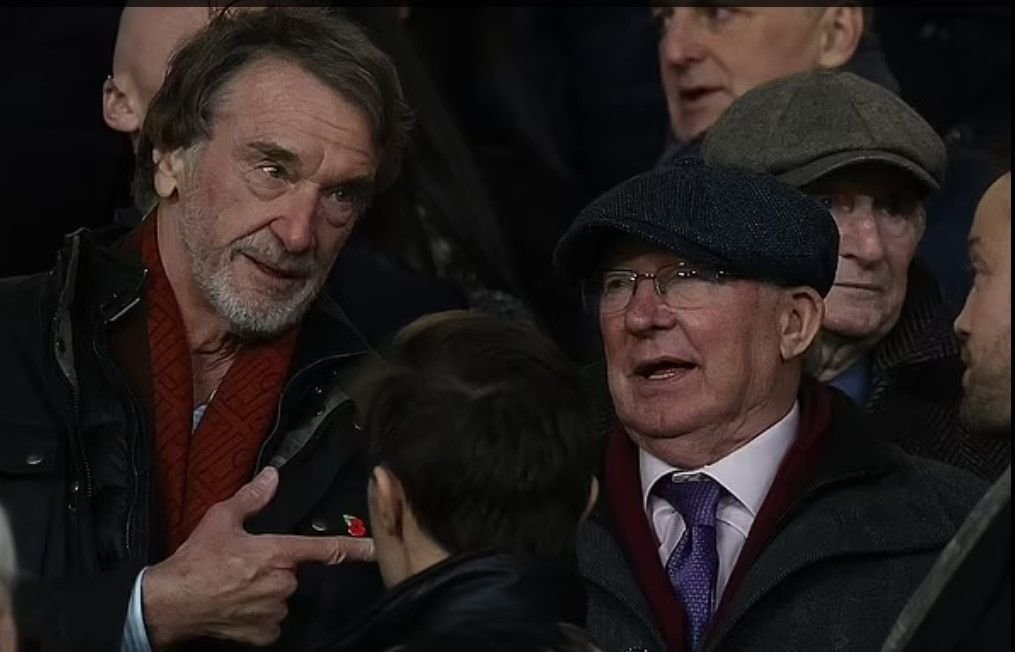 Un Sir, patron la Manchester United! Cine este noul proprietar de pe &rdquo;Old Trafford&rdquo; care i-a &icirc;nvins pe șeici