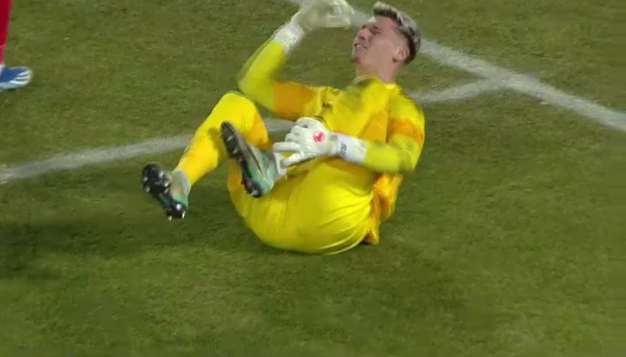Ce se întâmplă cu Ștefan Târnovanu după ce a urlat de durere contra lui U Cluj: